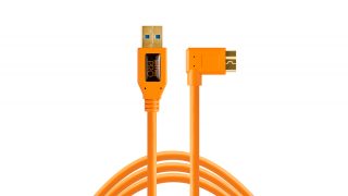 TetherPro USB 3.0 to Micro-B Right Angle / CU61RT15-ORG